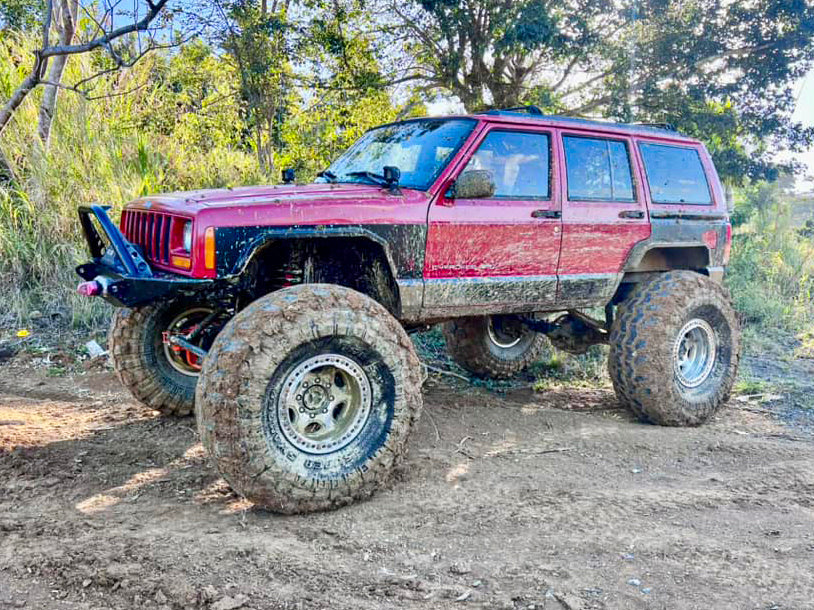 Rusty's XJ Cherokee Long Travel Radius Arm Upgrade